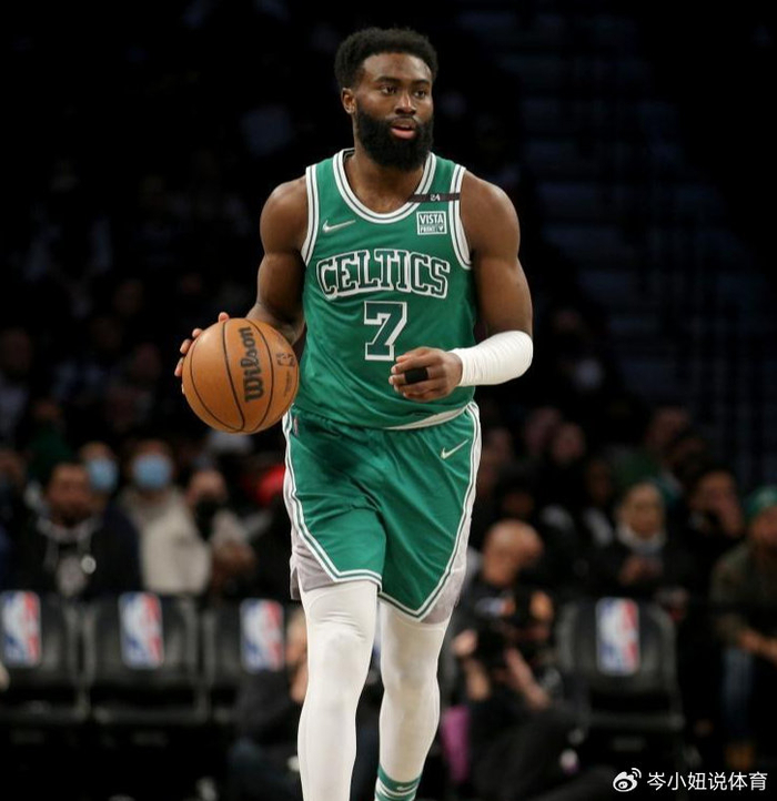 开云体育-杰伦布朗总得分已经达到13000分，未来还是有望突破20000分的|Basketball-Reference|波士顿凯尔特人队|杰伦·布朗|nba|赛季_新浪新闻