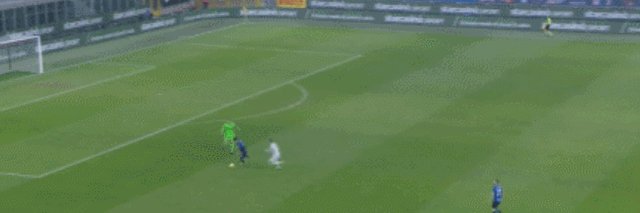 1612307366404022417.gif 4.gif